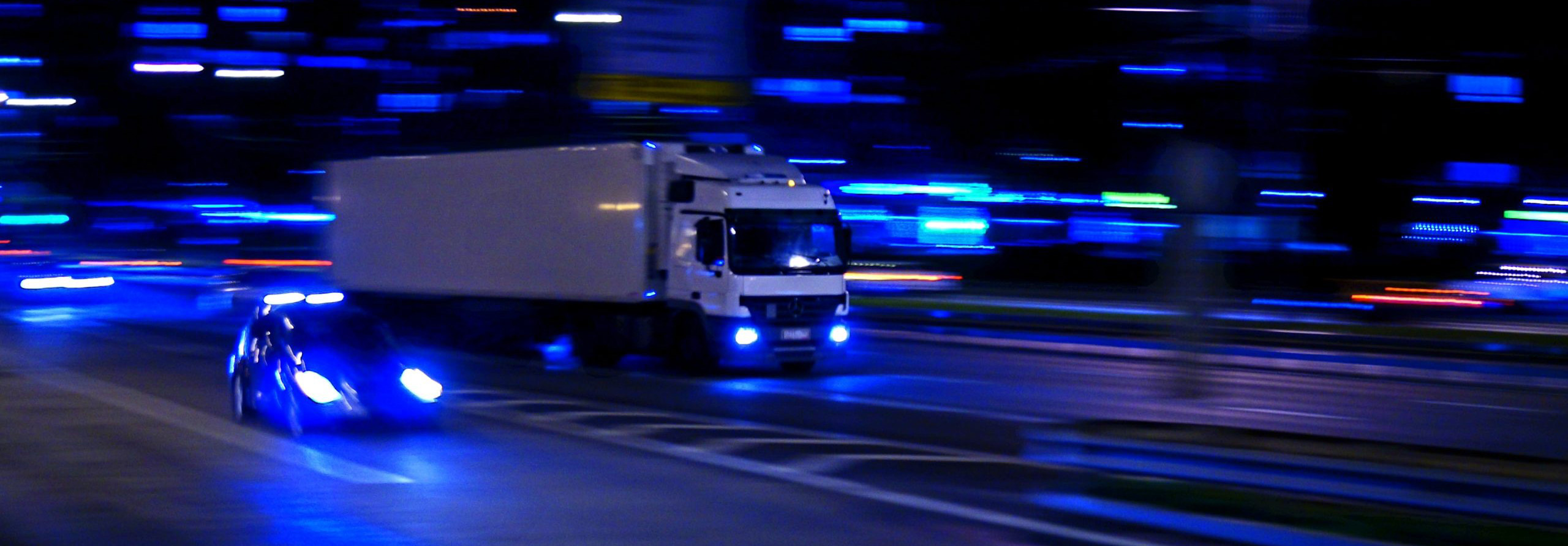 header_traffic-at-night